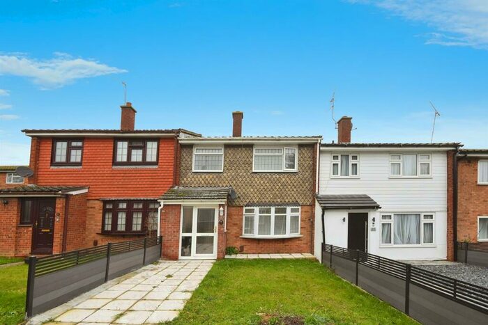3 Bedroom Terraced House For Sale In Parklands Way, Galleywood, Chelmsford, CM2