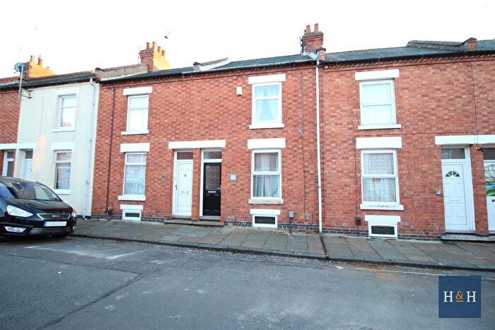 2 Bedroom House To Rent In South Terrace, Abington-, NN1