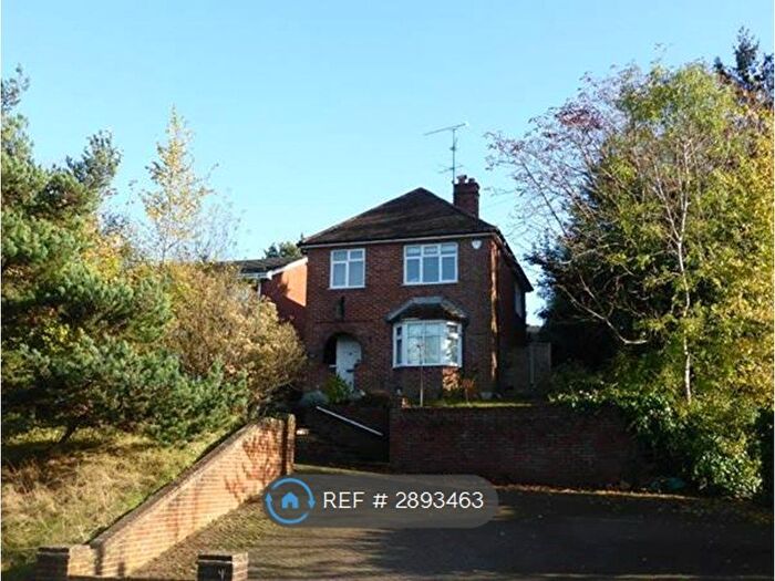 4 Bedroom Detached House To Rent In The Street, Farnham, GU10