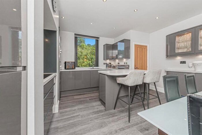 4 Bedroom Terraced House For Sale In Copley Hall Terrace, Halifax, HX3