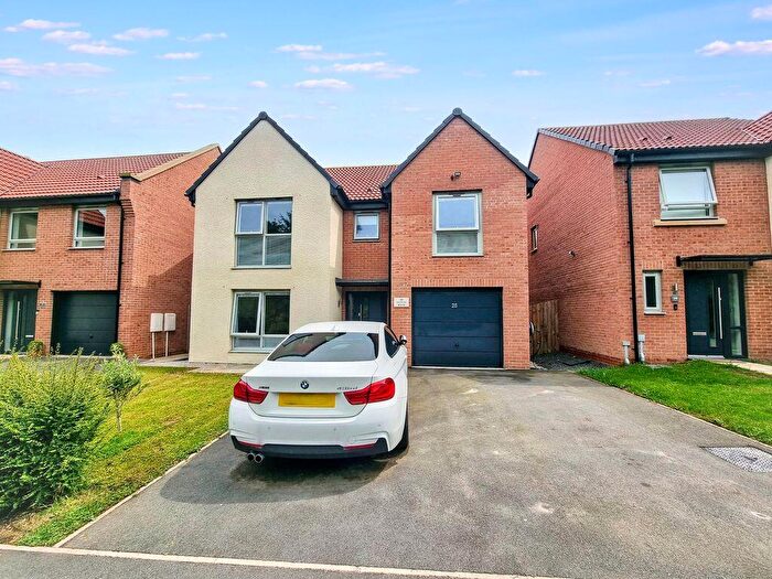 4 Bedroom Detached House For Sale In Dahlia Road, Callerton, NE5