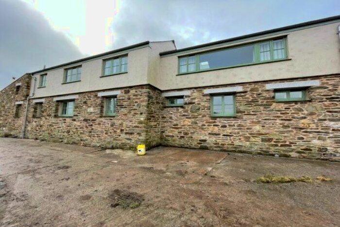 3 Bedroom Barn Conversion To Rent In Silverwell, Truro, TR4