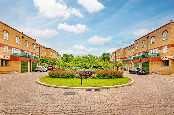 4 Bedroom Terraced House To Rent In St Edmund's Square, Barnes, SW13