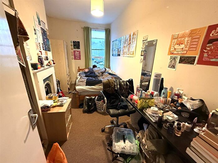 5 Bedroom Maisonette To Rent In , Worrall Road, Bristol, BS8