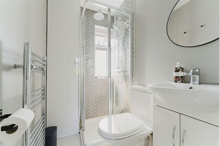 3 Bedroom End Terrace House For Sale In Bordars Road, London, W7
