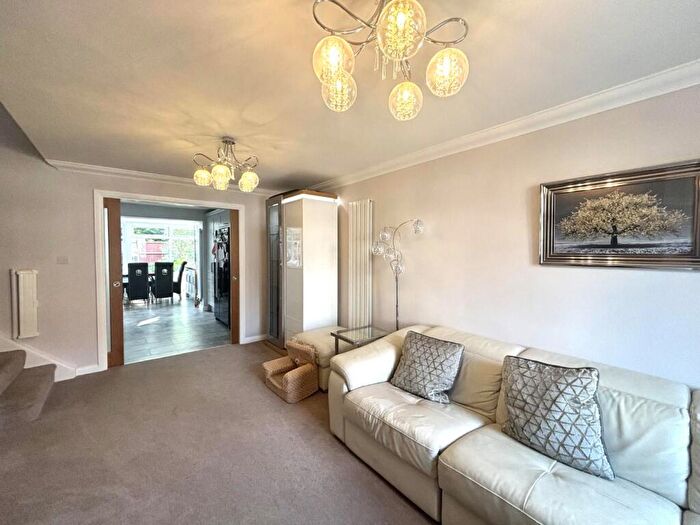 4 Bedroom Detached House For Sale In Thirlmere, Stevenage, SG1