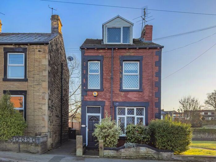 Houses for sale & to rent in LS27 8LE, ROCK TERRACE, Morley South Leeds