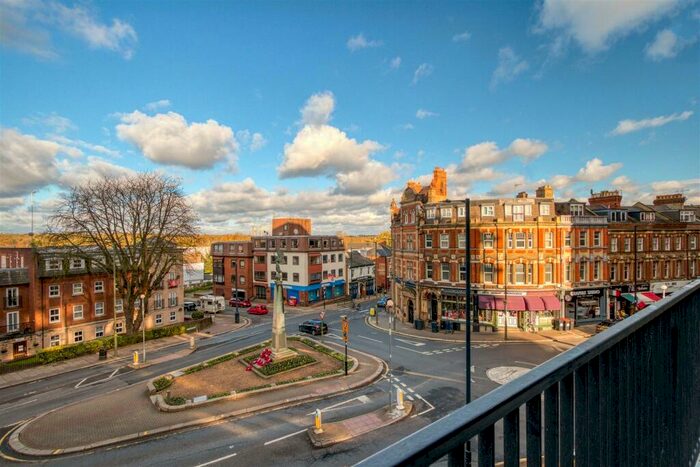 2 Bedroom Apartment To Rent In Station Road, New Barnet, Barnet, EN5