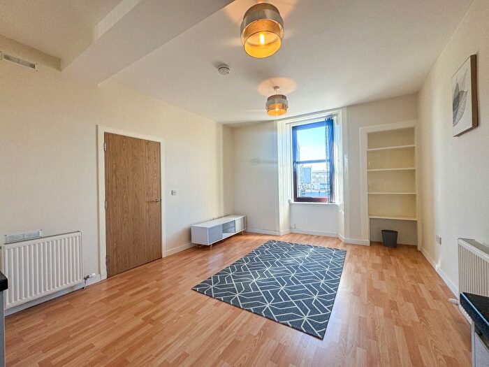 1 Bedroom Flat To Rent In Dundas Street, Bonnyrigg, Midlothian, EH19