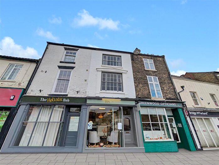 2 Bedroom Semi-Detached House To Rent In Market Place, Market Rasen, LN8