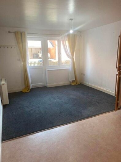 2 Bedroom Flat To Rent In Husbands Bosworth, Leicestershire, LE17