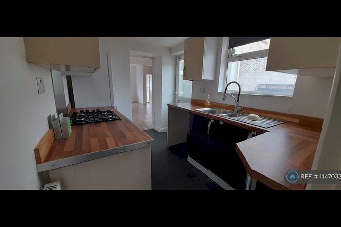 3 Bedroom Terraced House To Rent In Heolddu Road, Bargoed, CF81