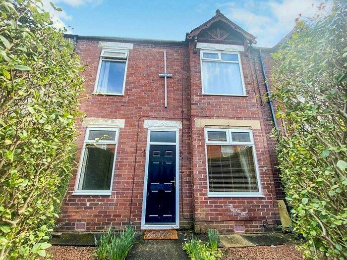 2 Bedroom Ground Flat To Rent In Victoria Terrace, Bedlington, Northumberland, NE22