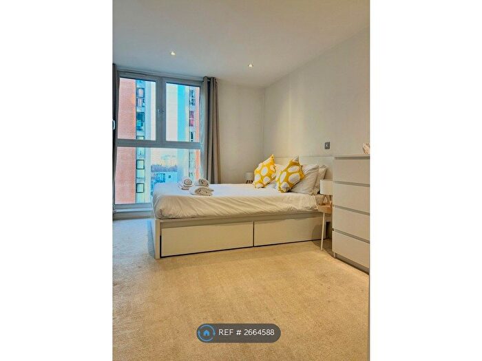 1 Bedroom Flat To Rent In Western Gateway, London, E16