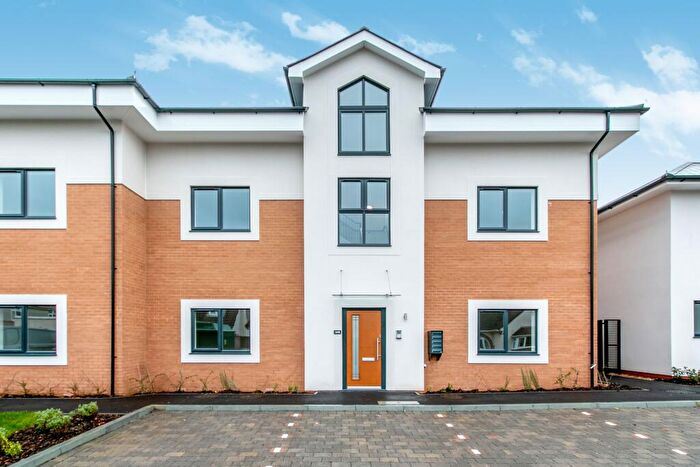 1 Bedroom Flat To Rent In Wharfdale Road, BH4
