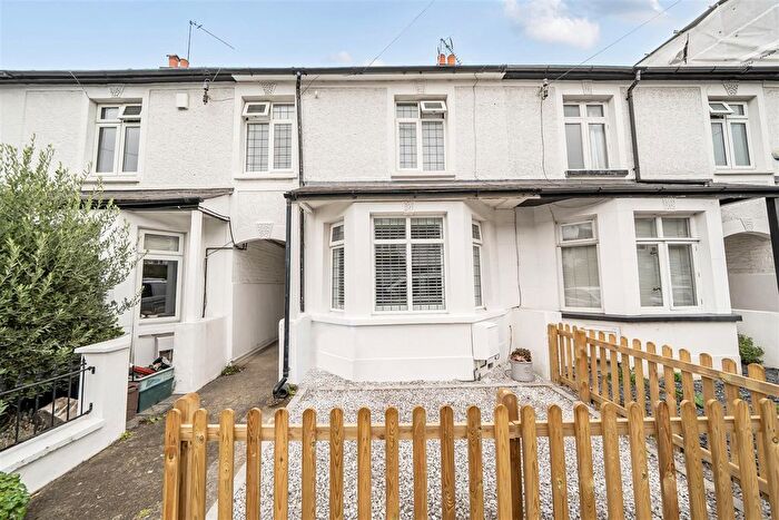 3 Bedroom Terraced House For Sale In Westfield Road, Surbiton, KT6