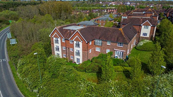2 Bedroom Flat For Sale In Highbank, Haywards Heath, RH16