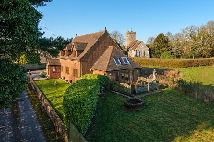 4 Bedroom Detached House For Sale In The Street, Swingfield, CT15