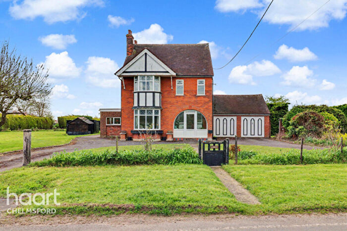 3 Bedroom Detached House For Sale In School Lane, Chelmsford, CM3