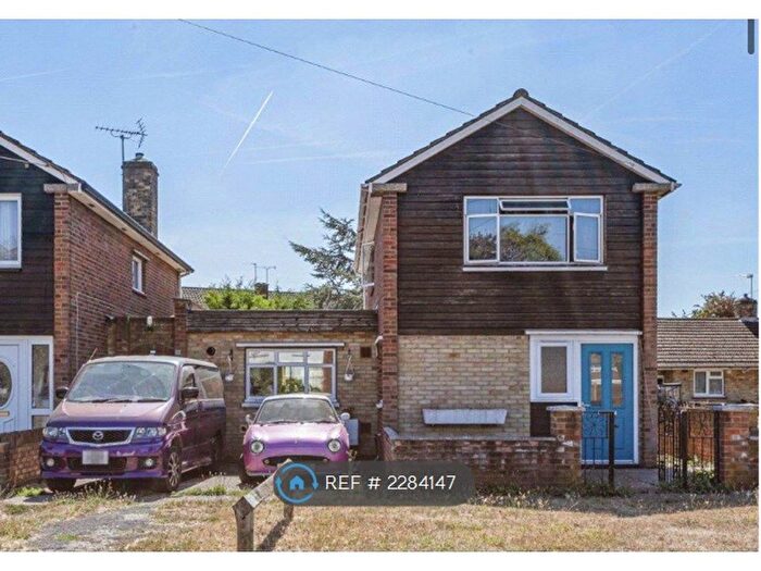 3 Bedroom Detached House To Rent In Norman Road, Ashford, TW15