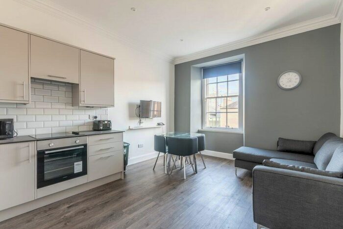2 Bedroom Flat To Rent In P &# Nicolson Street, Edinburgh, EH8