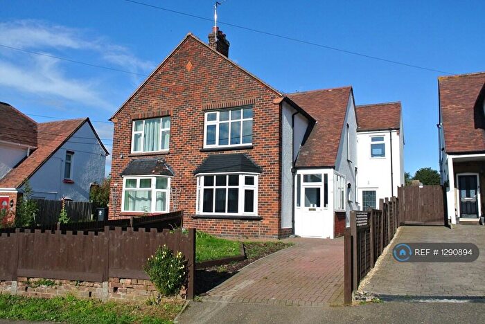 3 Bedroom Semi-Detached House To Rent In Wharf Road, Higham Ferrers, Rushden, NN10