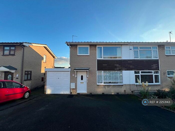 3 Bedroom Semi-Detached House To Rent In Abingdon Road, Dudley, DY2