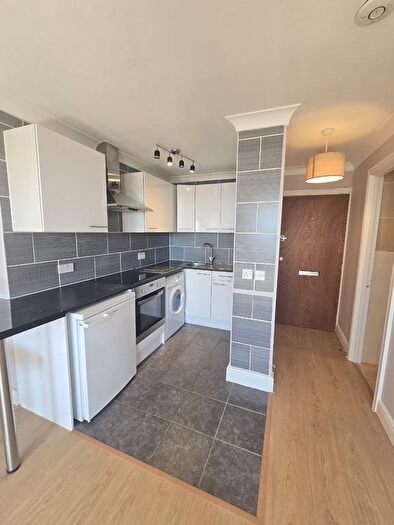 Studio To Rent In Tamar Square, Woodford Green, IG8