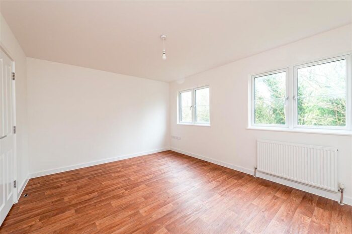 4 Bedroom Semi-Detached House To Rent In Northcote Drive, Monks Eleigh, IP7