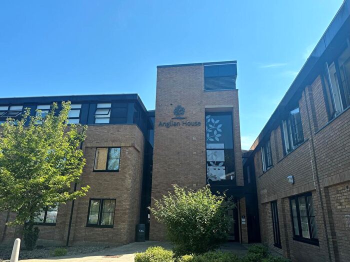2 Bedroom Flat For Sale In Anglian House, Huntingdon, PE29
