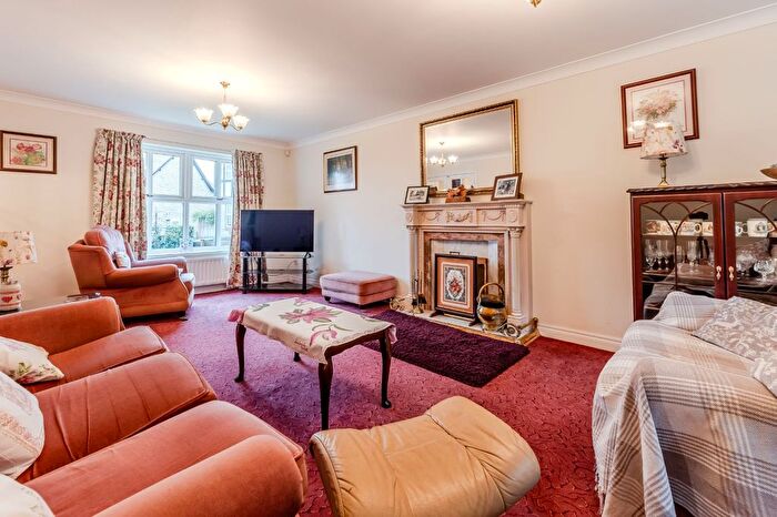 4 Bedroom Detached House For Sale In Wharfe Grange, Wetherby, West Yorkshire, LS22