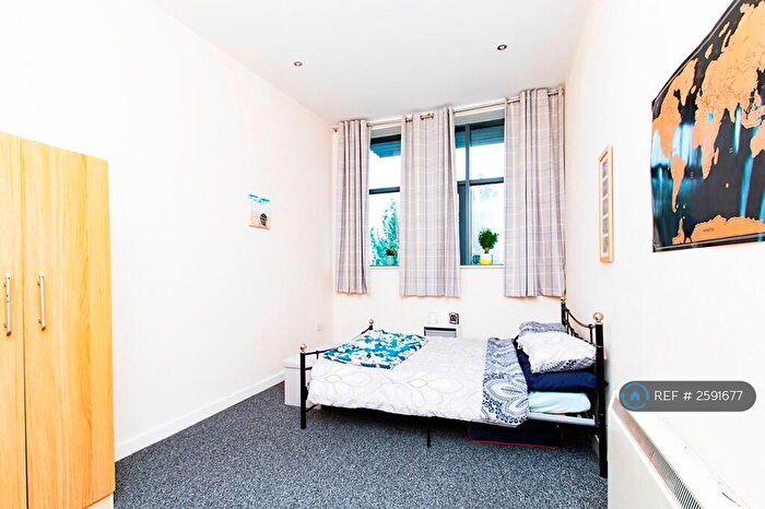 2 Bedroom Flat To Rent In Pall Mall, Liverpool, L3