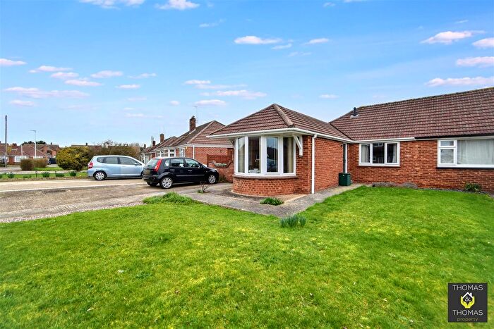 3 Bedroom Semi Detached Bungalow For Sale In Rodney Close, Longlevens, Gloucester, GL2
