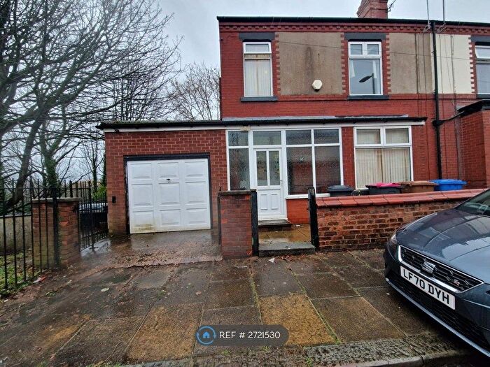 3 Bedroom Semi-Detached House To Rent In Kersal Avenue, Swinton, Manchester, M27