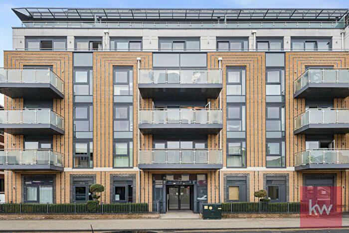 2 Bedroom Flat For Sale In The Picturehouse, Maidenhead, Berkshire, SL6