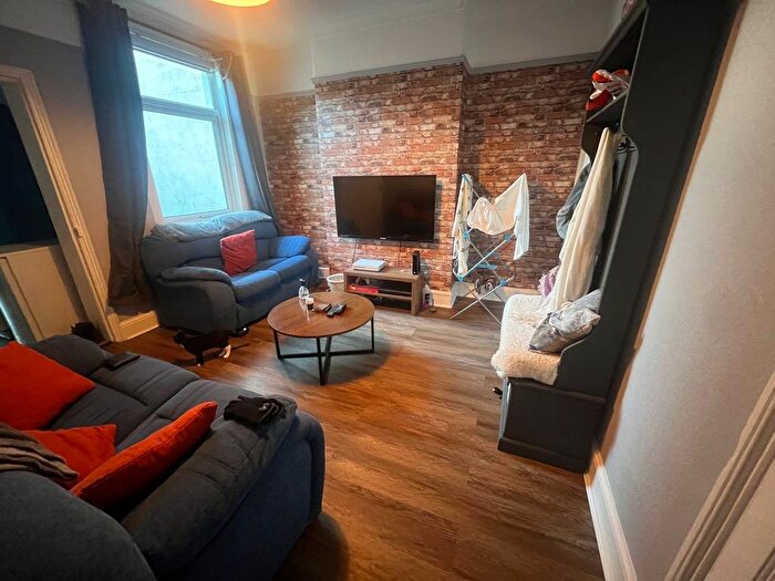 4 Bedroom Terraced House To Rent In Kesteven Street, Lincoln, LN5