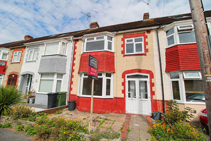 3 Bedroom Semi-Detached House To Rent In Rosebery Avenue, Portsmouth, PO6