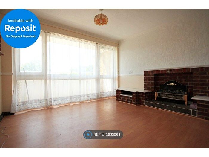 1 Bedroom Flat To Rent In Highbrook Close, Brighton, BN2