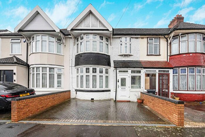 3 Bedroom Terraced House To Rent In Malvern Drive, Ilford, IG3