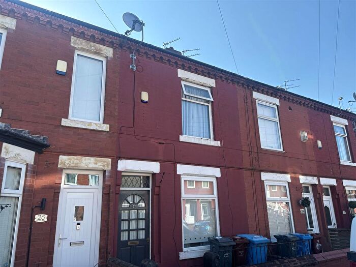 2 Bedroom Terraced House To Rent In Goulder Road, Manchester, M18