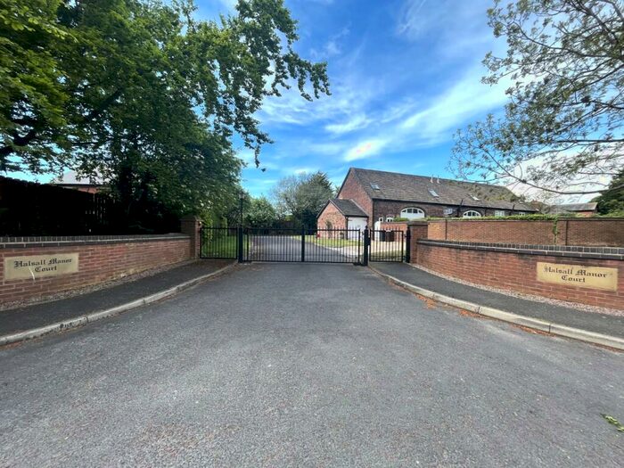 5 Bedroom Mews For Sale In Halsall Manor Court, Halsall, Ormskirk, Lancashire, L39