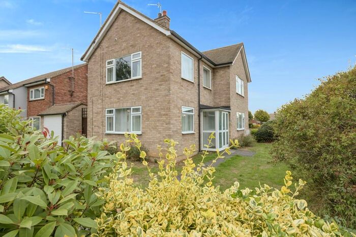 2 Bedroom Apartment To Rent In Roseford Road, Cambridge, CB4