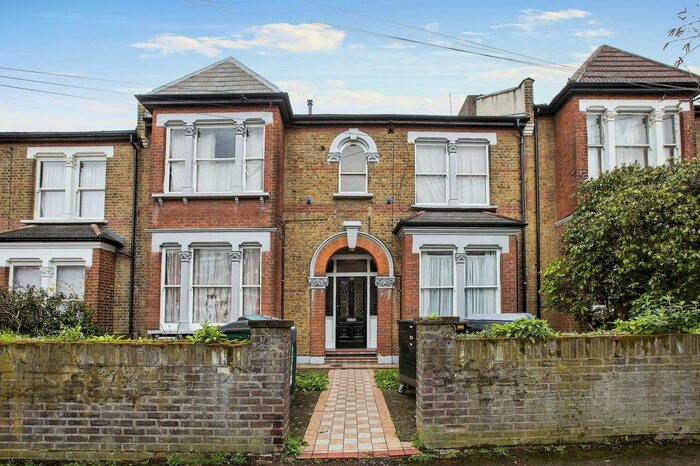 1 Bedroom Flat To Rent In Forest Drive East, London, E11