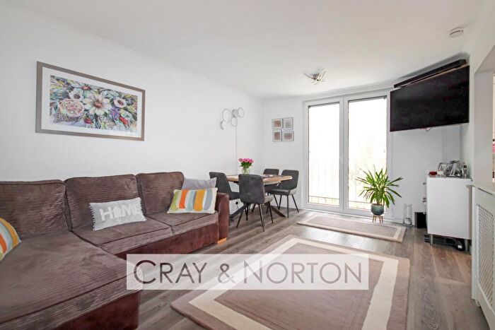 2 Bedroom Flat For Sale In Lower Addiscombe Road, Addiscombe, CR0