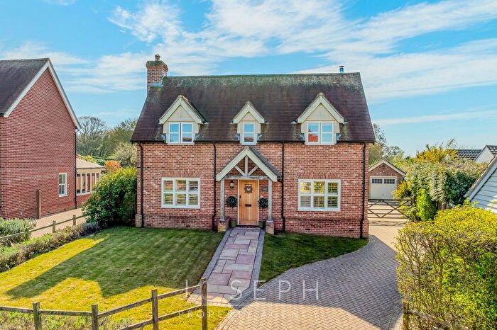 4 Bedroom Detached House For Sale In Cedars Lane, Capel St. Mary, IP9