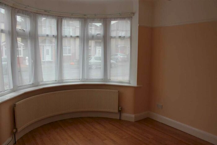 3 Bedroom Semi-Detached House To Rent In Formby Avenue, Stanmore, HA7