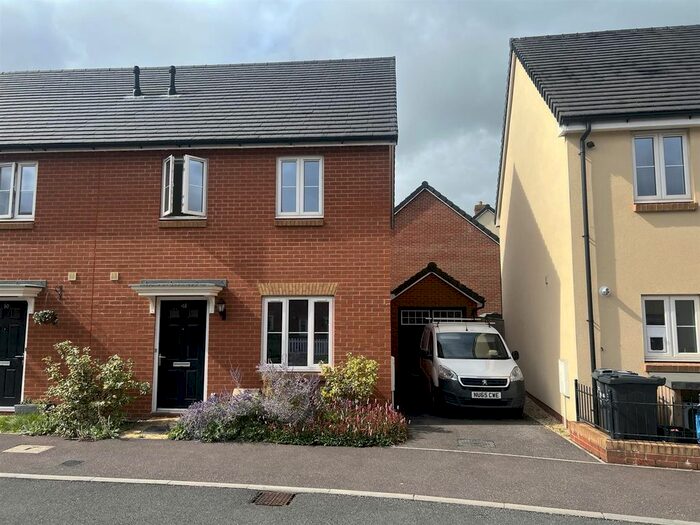 3 Bedroom Property To Rent In Thomas Fox Road, Tonedale, Wellington, TA21