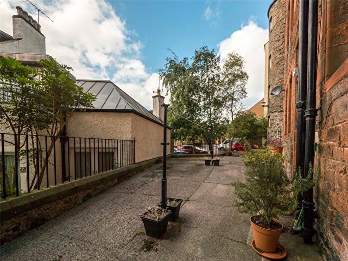 2 Bedroom Flat To Rent In Dean Path Buildings, Edinburgh, EH4