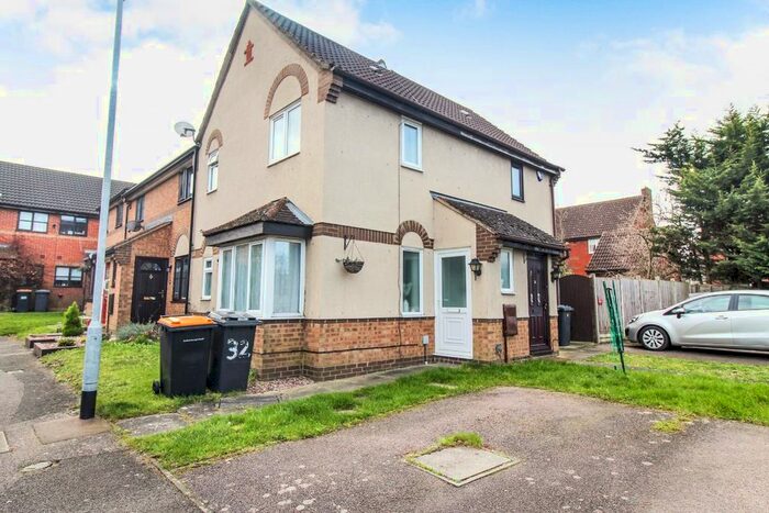 1 Bedroom Detached House To Rent In Jasmine Close, Bedford MK41