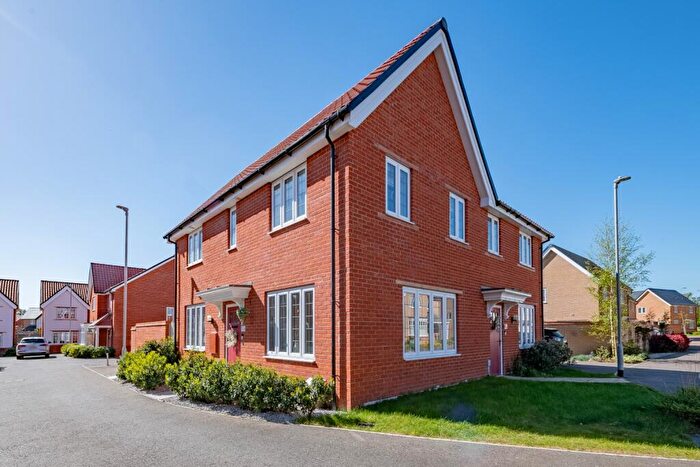 3 Bedroom Semi-Detached House For Sale In Penda Court, Buckden, Cambridgeshire, PE19